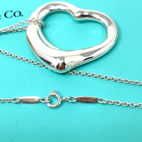 💯% Authentic Tiffany & CO. Elsa Peretti Big Open Heart Pendant Necklace 💖 - Picture 6 of 11